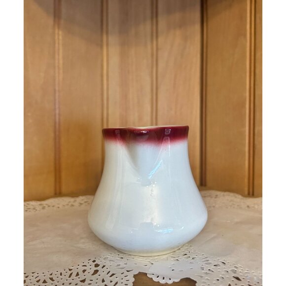 Vintage Shenango Pottery Miniature Creamer Pitcher Jug Red White - Picture 4 of 8